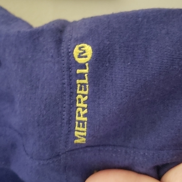 Large‎ Merrell Pullover - Picture 4 of 4